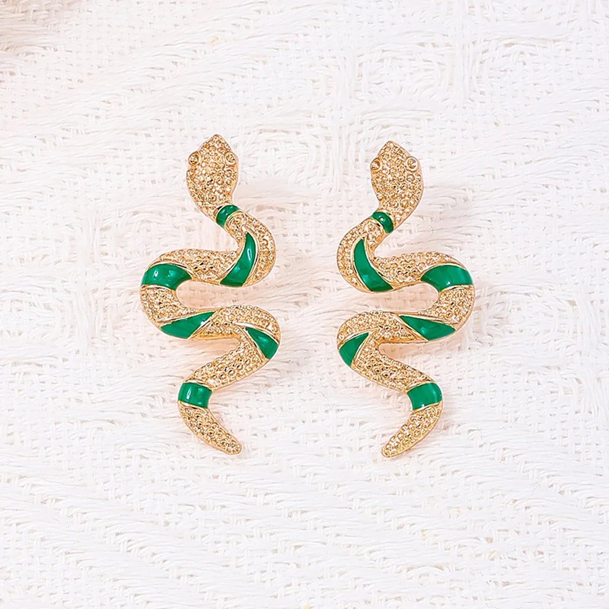 1 Pair Cool Style Snake Alloy Ear Studs