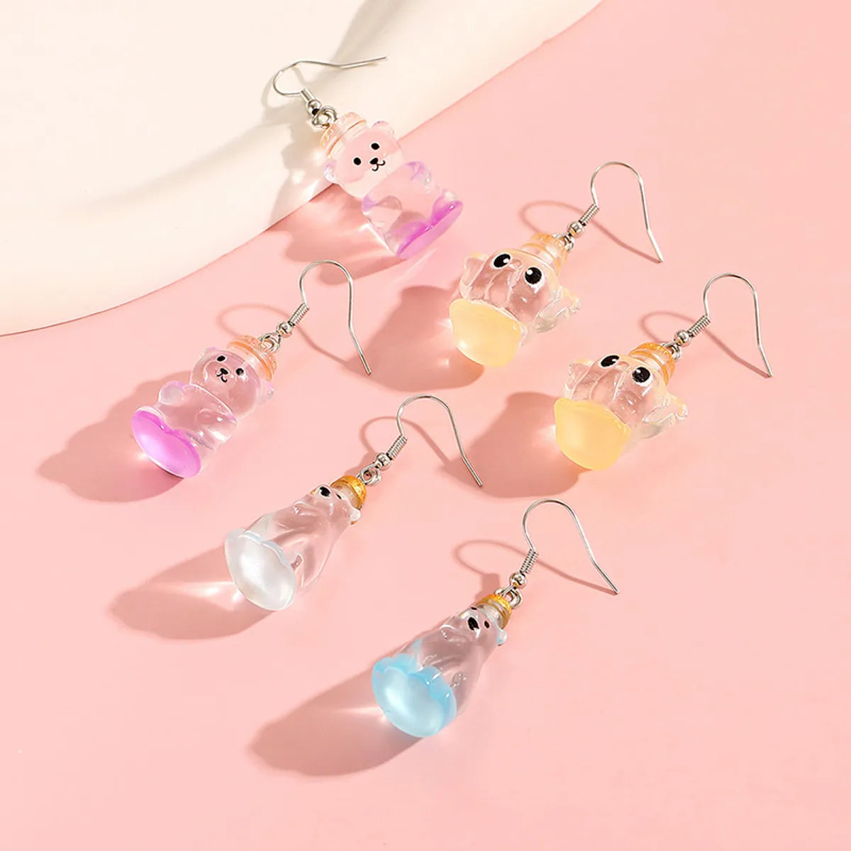 1 Pair Cute Bear Arylic Ear Hook