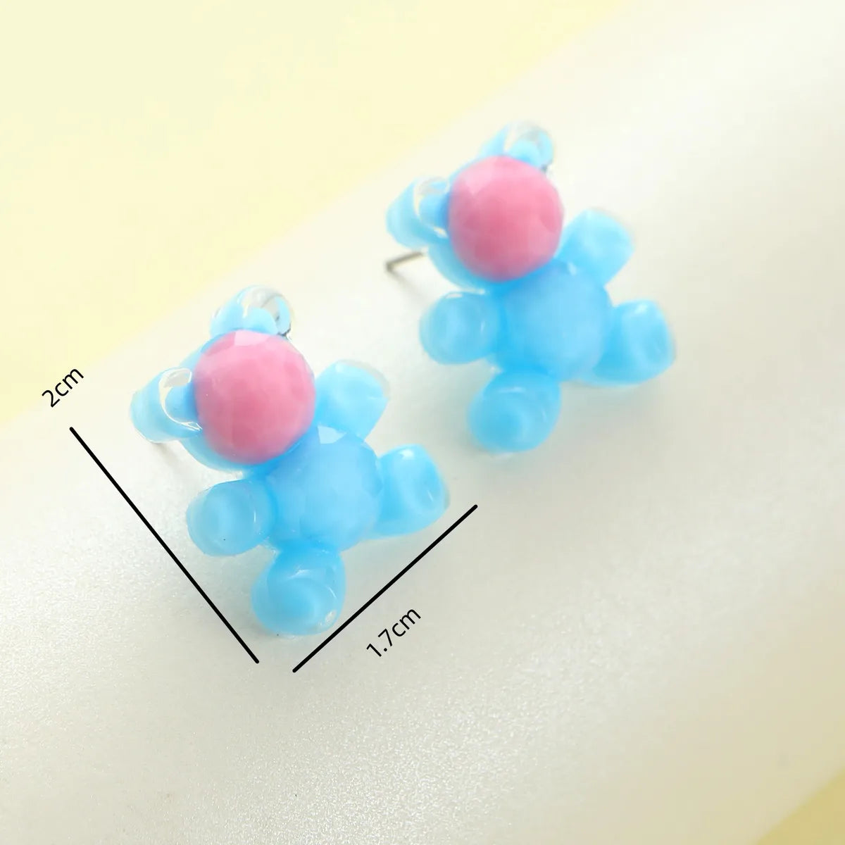 1 Pair Cute Bear Plastic Ear Studs