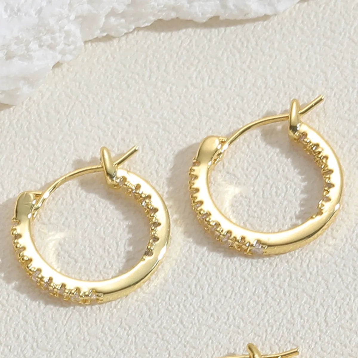 1 Pair Cute Bridal Simple Style Solid Color Plating Metal Inlay Copper Zircon 14k Gold Plated Hoop Earrings