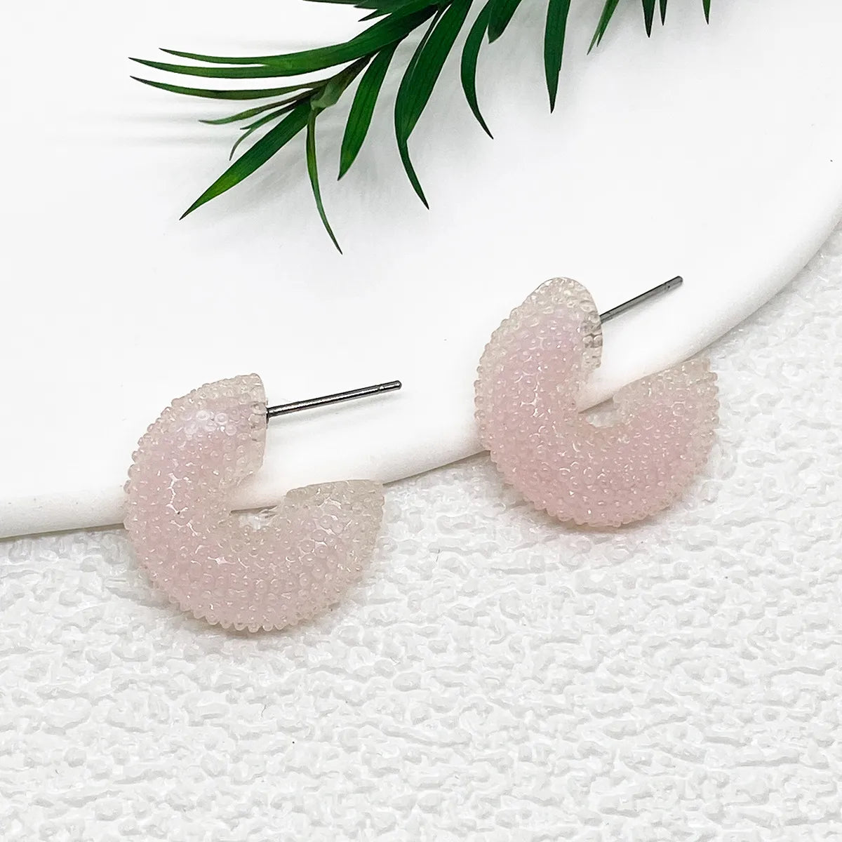 1 Pair Cute C Shape Stoving Varnish Arylic Earrings