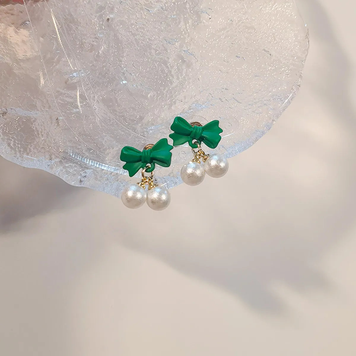 1 Pair Cute Christmas Christmas Tree Bow Knot Stoving Varnish Alloy Drop Earrings