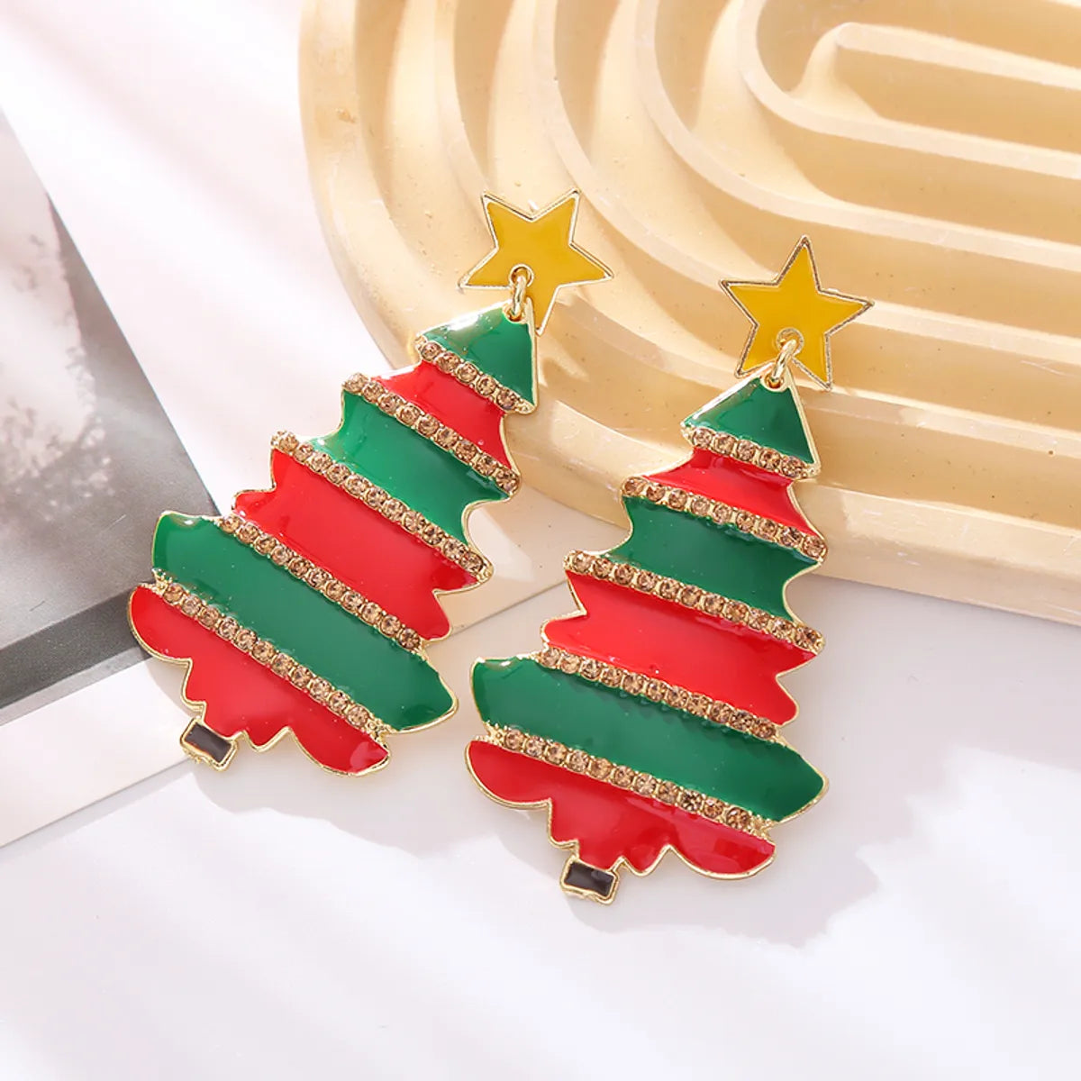 1 Pair Cute Christmas Tree Enamel Plating Alloy Gold Plated Drop Earrings