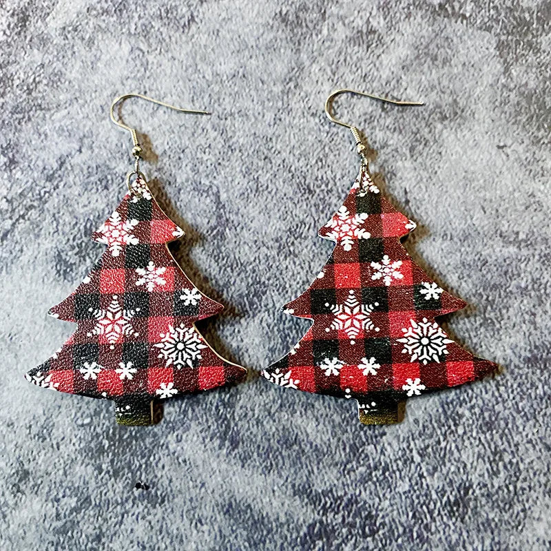 1 Pair Cute Christmas Tree Santa Claus Plaid Pu Leather Iron Drop Earrings