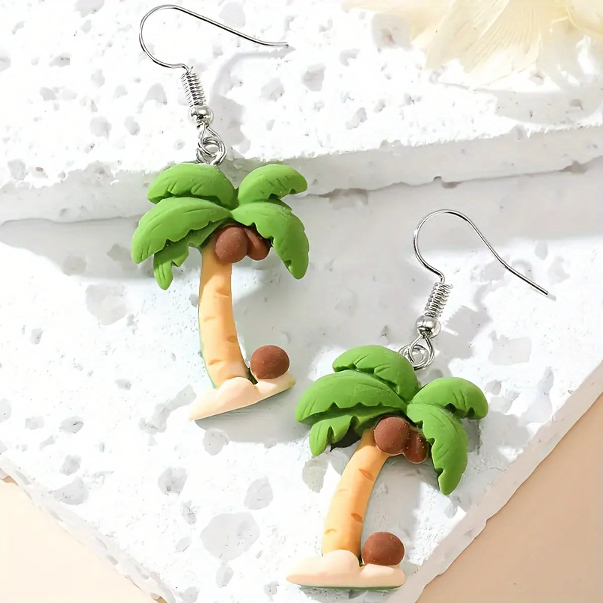 1 Pair Cute Coconut Tree Resin Drop Earrings