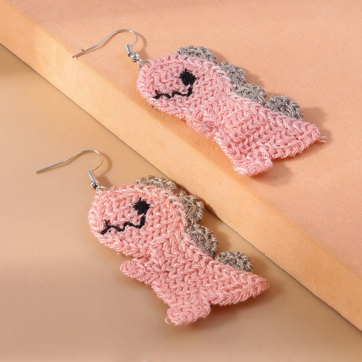 1 Pair Cute Dinosaur Alloy Knit Drop Earrings