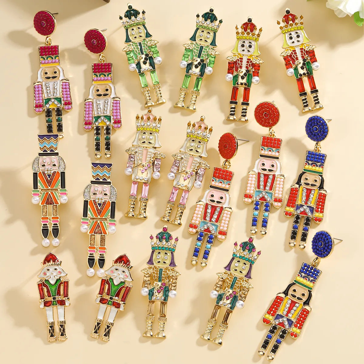 1 Pair Cute Funny Classic Style Cartoon Character Nutcracker Inlay Alloy Seed Bead Drop Earrings