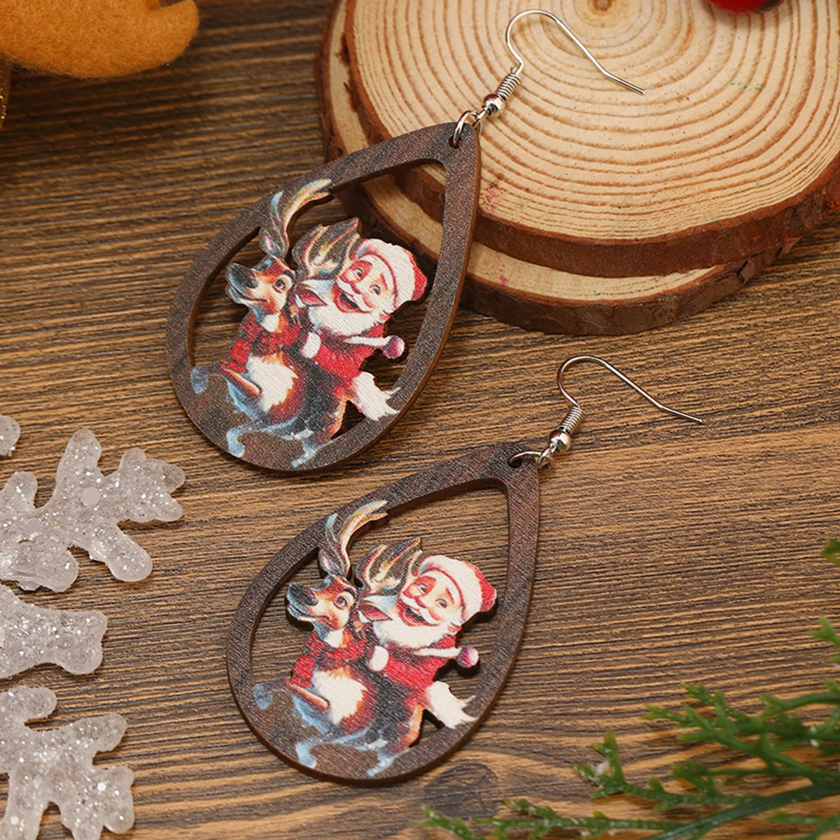 1 Pair Cute Funny Pastoral Santa Claus Plating Hollow Out Wood Silver Plated Earrings