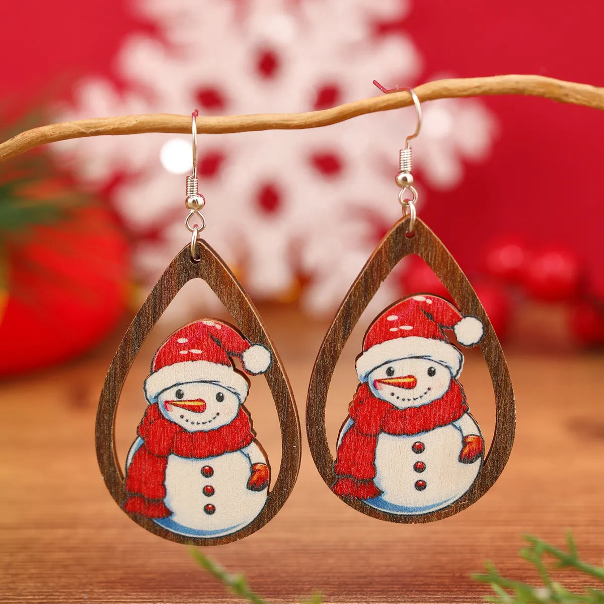 1 Pair Cute Funny Pastoral Santa Claus Plating Hollow Out Wood Silver Plated Earrings