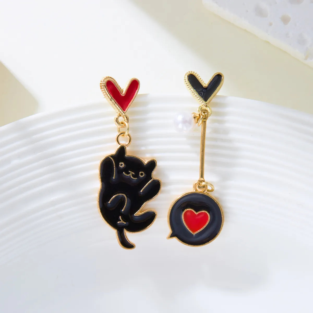 1 Pair Cute Funny Sweet Heart Shape Cat Flower Enamel Inlay Alloy Artificial Pearls Drop Earrings