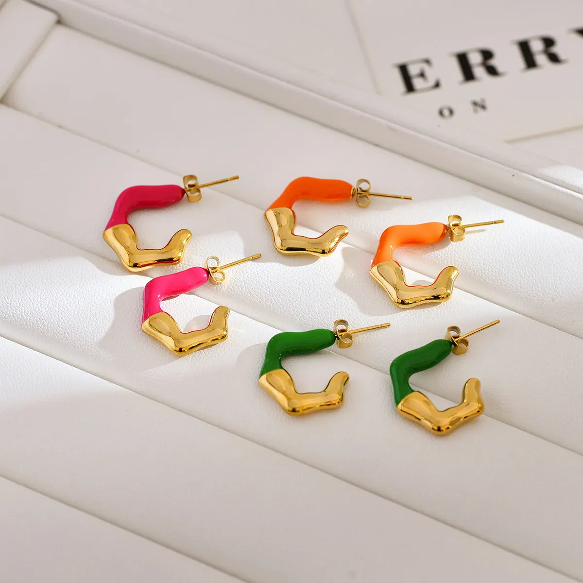 1 Pair Cute Luxurious Color Block Enamel Stainless Steel Ear Studs