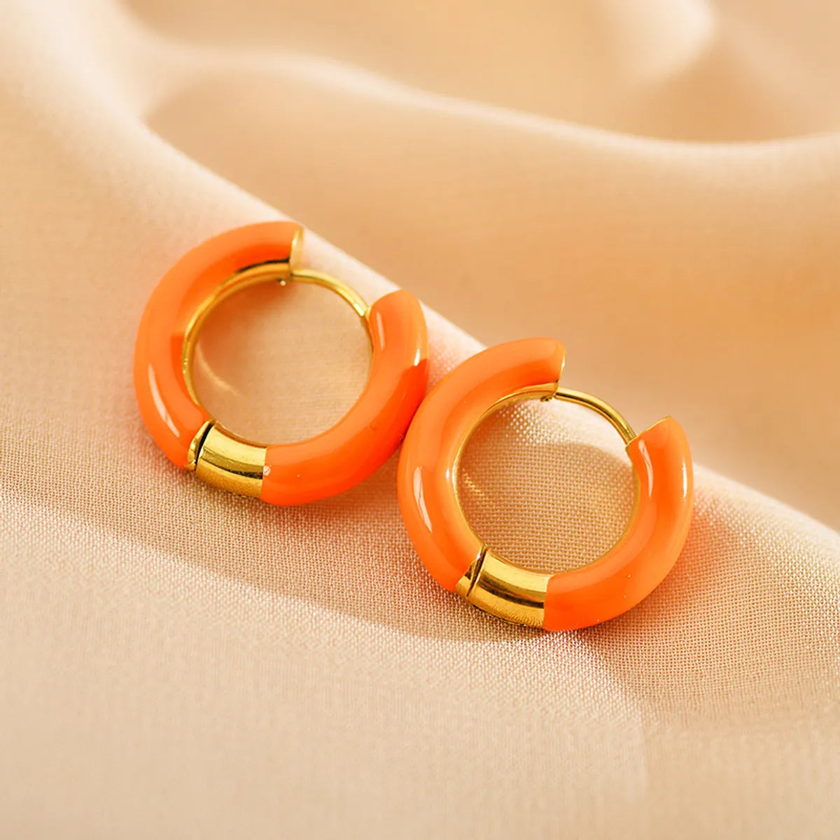 1 Pair Cute Luxurious Shiny Circle Steel Enamel Hoop Earrings