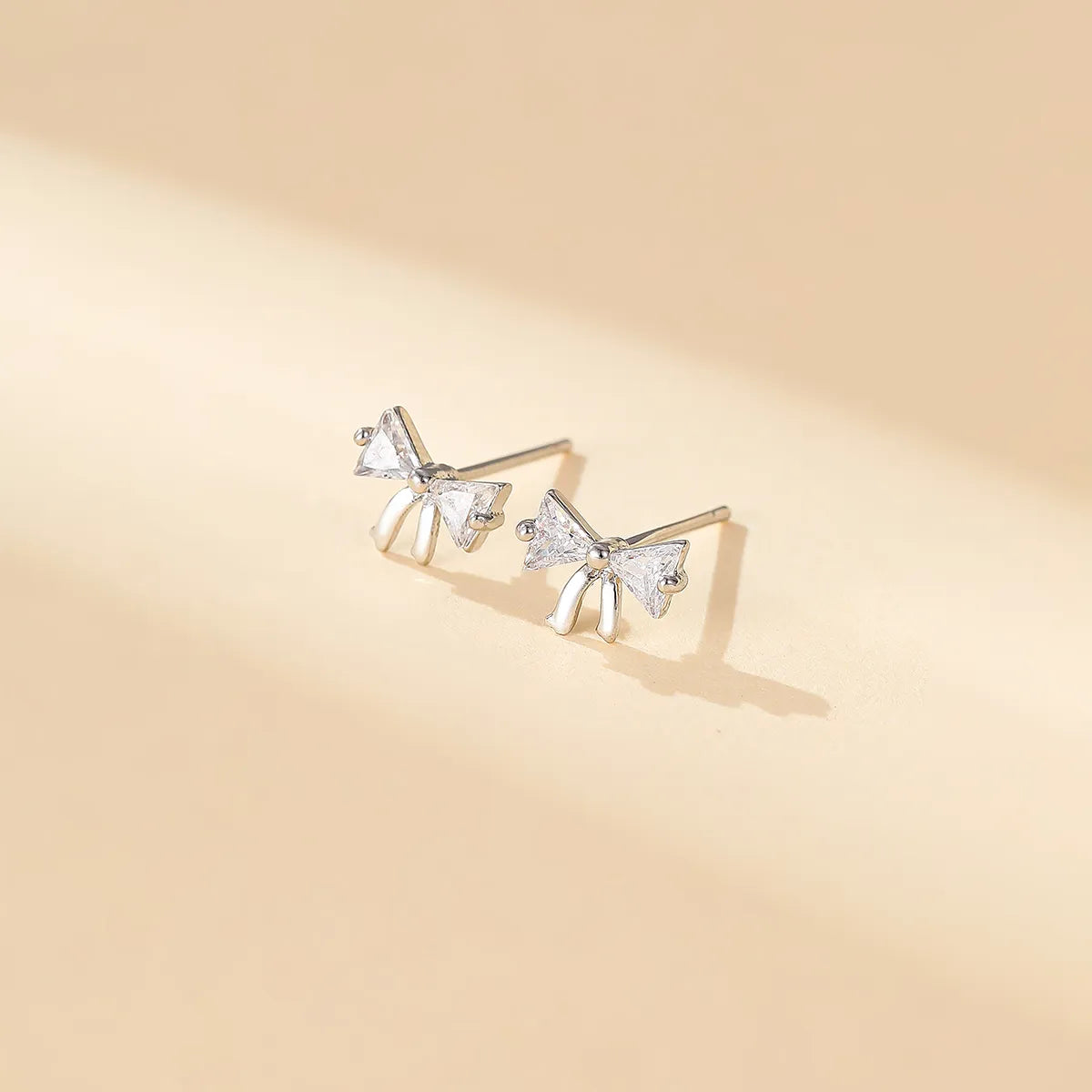 1 Pair Cute Modern Style Shiny Bow Knot Plating Inlay Copper Zircon 18k Gold Plated Ear Studs