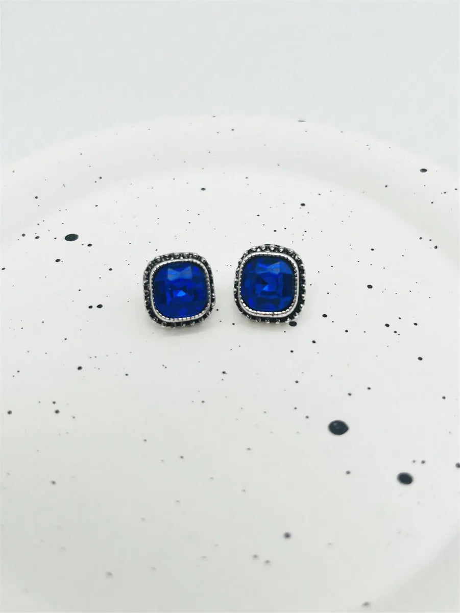 1 Pair Cute Pastoral Classic Style Square Handmade Inlay Zinc Alloy Resin Ear Studs