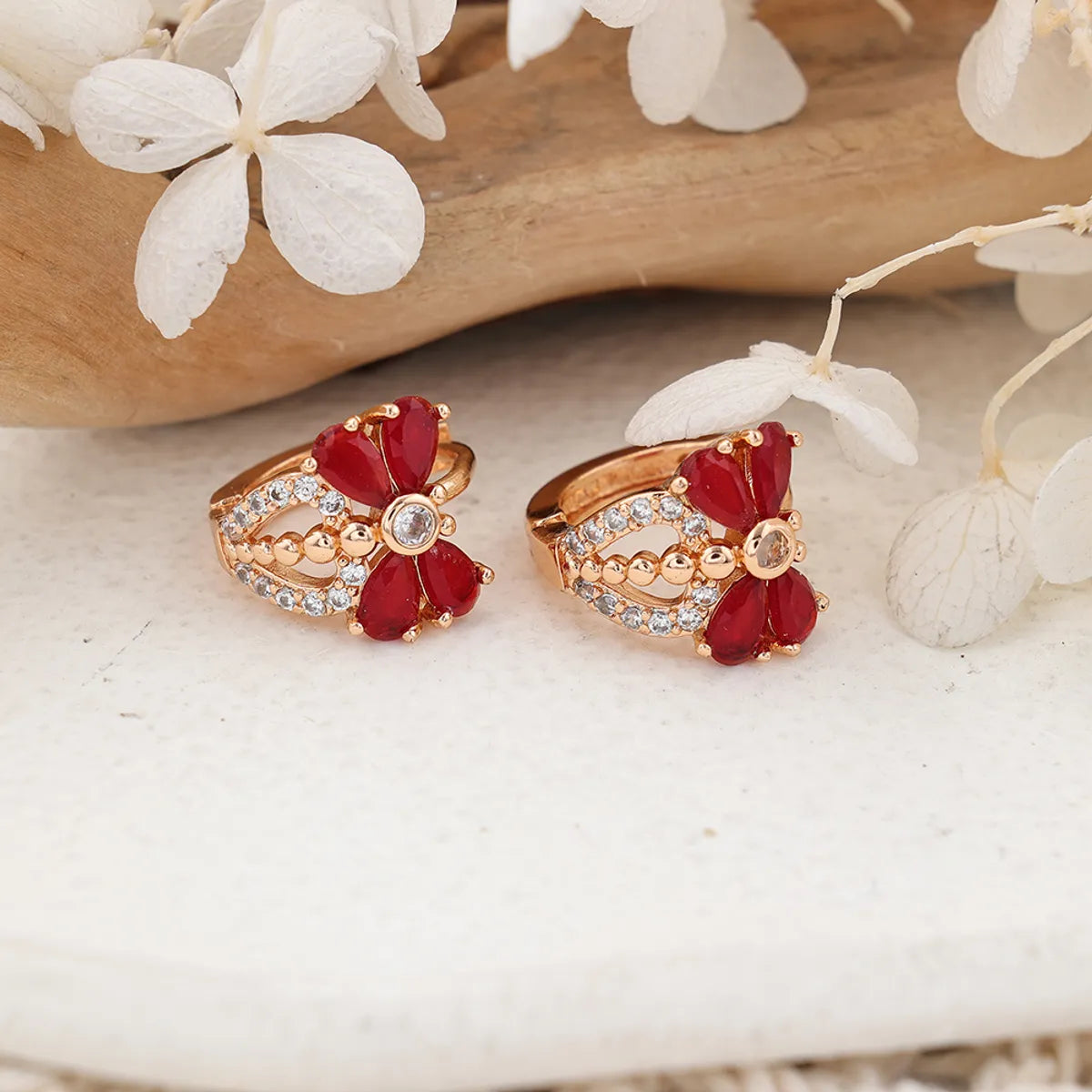 1 Pair Cute Shiny Butterfly Plating Inlay Copper Zircon Rose Gold Plated Ear Studs