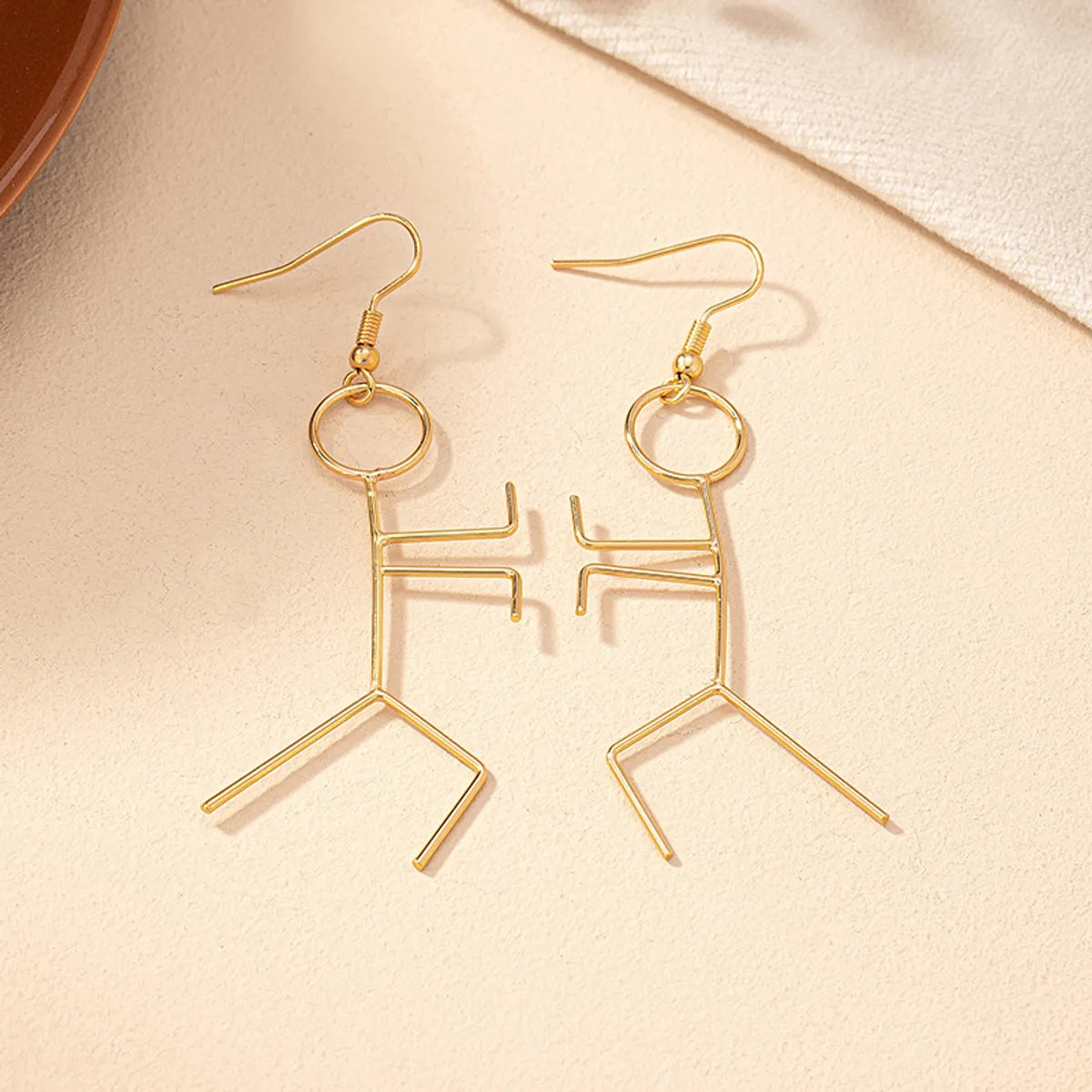 1 Pair Cute Simple Style Cartoon Character Plating Alloy Drop Earrings