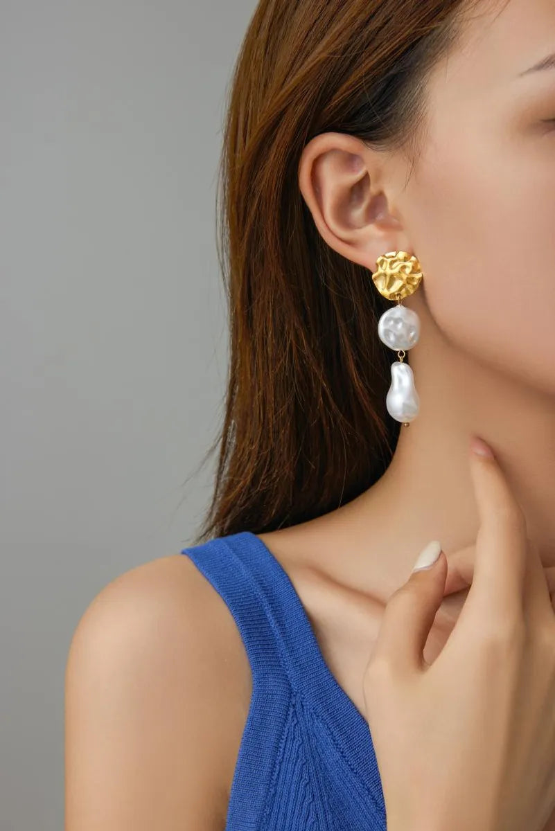 1 Pair Cute Simple Style Classic Style Moon Plating Stainless Steel Titanium Steel Gold Plated Drop Earrings