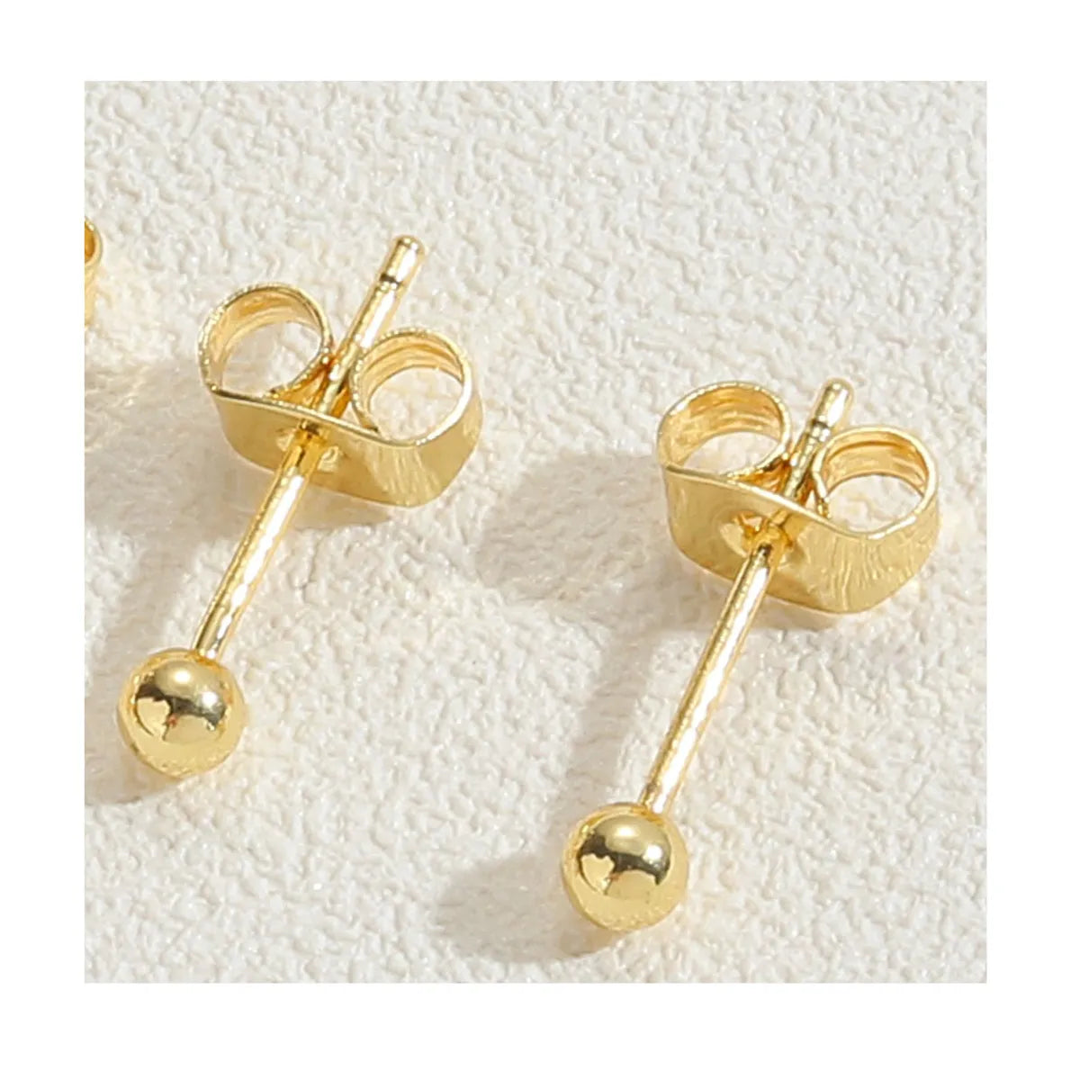 1 Pair Cute Simple Style Commute Solid Color Polishing Plating Inlay Copper Zircon 14k Gold Plated Ear Studs