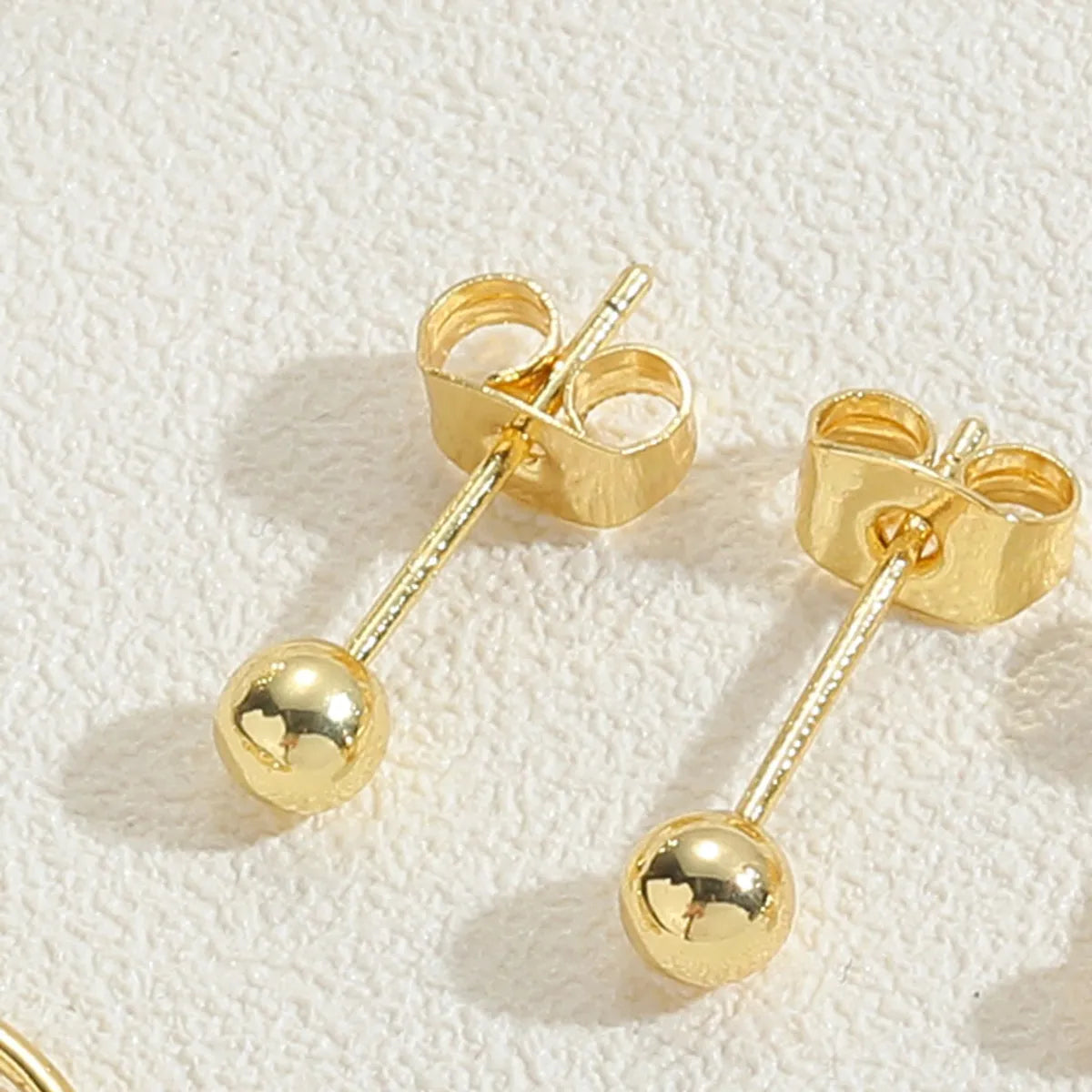 1 Pair Cute Simple Style Commute Solid Color Polishing Plating Inlay Copper Zircon 14k Gold Plated Ear Studs