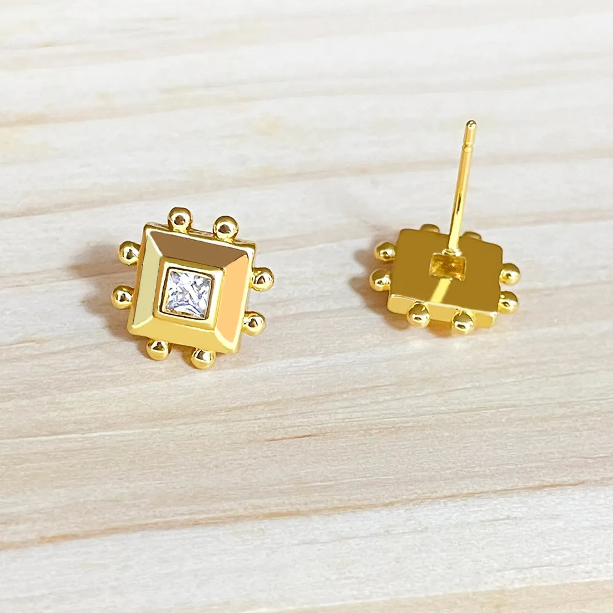 1 Pair Cute Simple Style Commute Square Plating Inlay Copper Zircon 18K Gold Plated Ear Studs