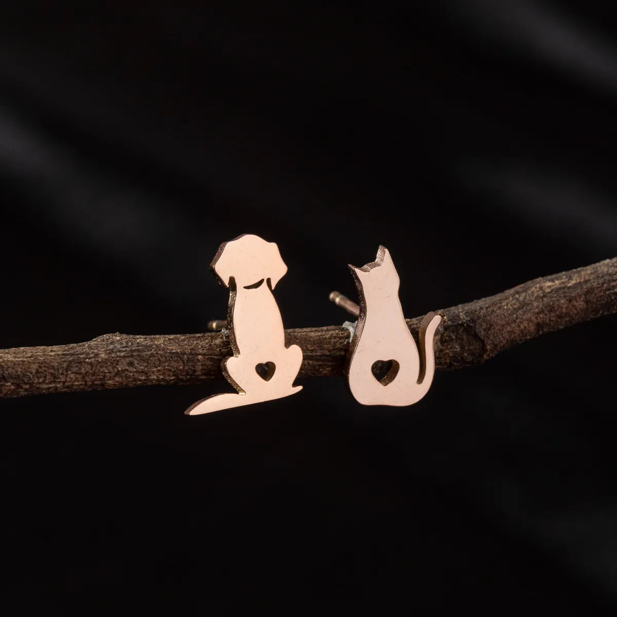 1 Pair Cute Simple Style Dog Cat Irregular Polishing Plating 304 Stainless Steel 18K Gold Plated Ear Studs