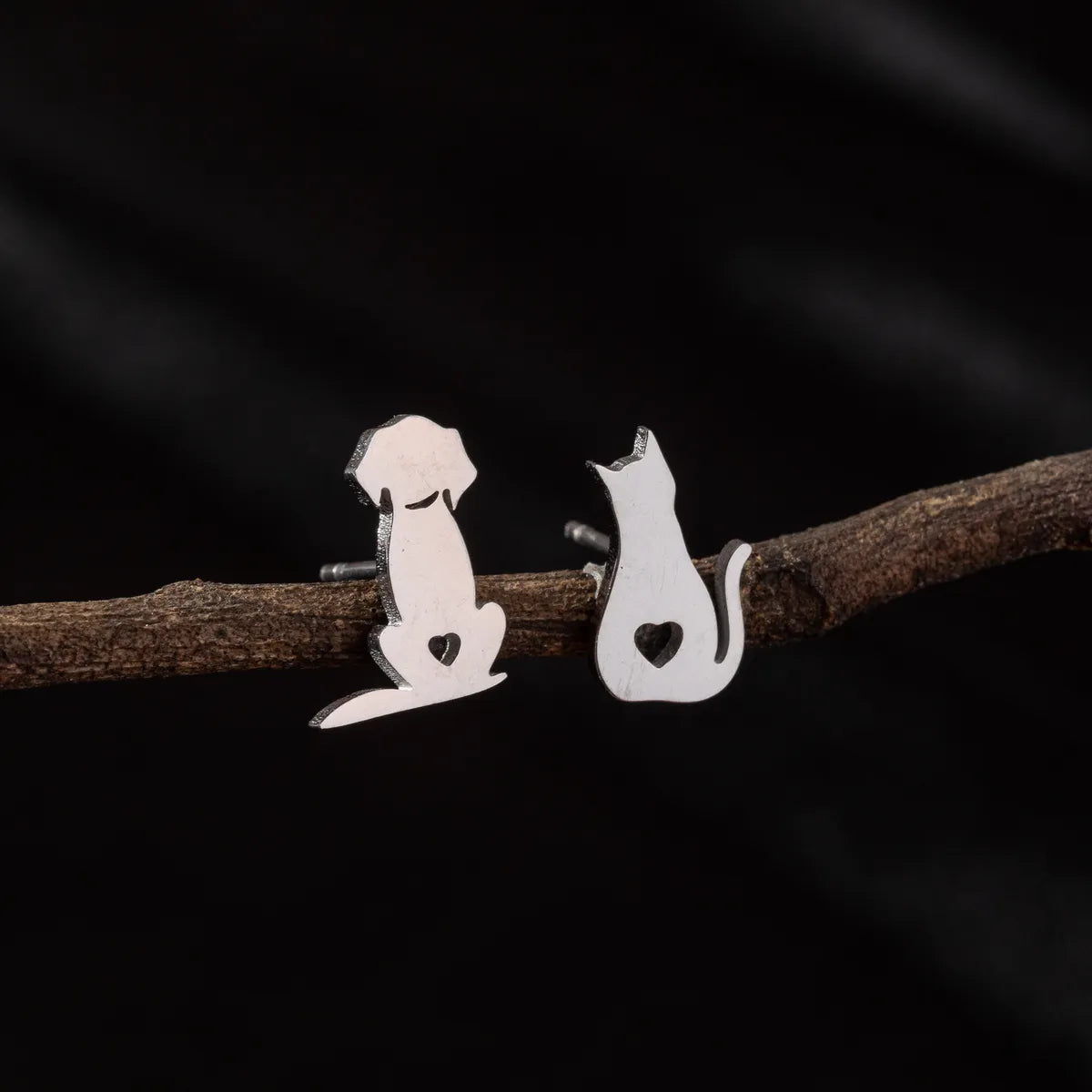 1 Pair Cute Simple Style Dog Cat Irregular Polishing Plating 304 Stainless Steel 18K Gold Plated Ear Studs