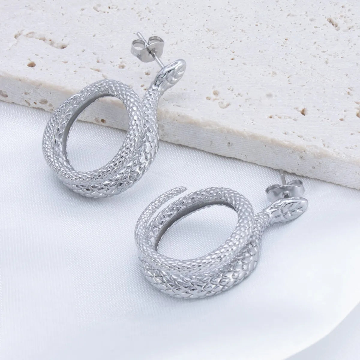 1 Pair Cute Simple Style Snake Plating 304 Stainless Steel 18K Gold Plated Ear Studs