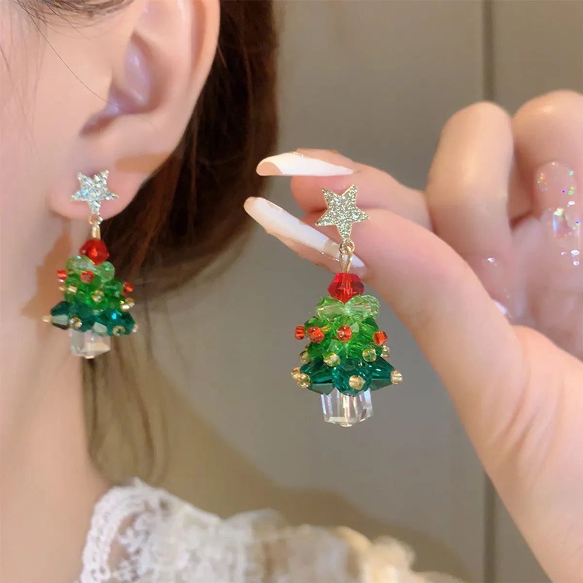 1 Pair Cute Snowflake Inlay Alloy Rhinestones Drop Earrings