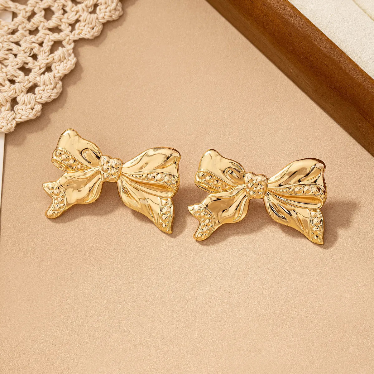 1 Pair Cute Sweet Bow Knot Plating Alloy Ear Studs