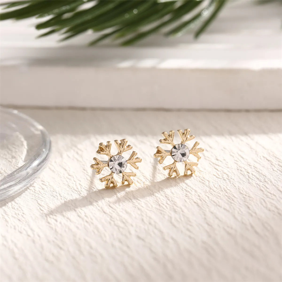 1 Pair Cute Sweet Bow Knot Snowflake Elk Enamel Plating Alloy Ear Studs