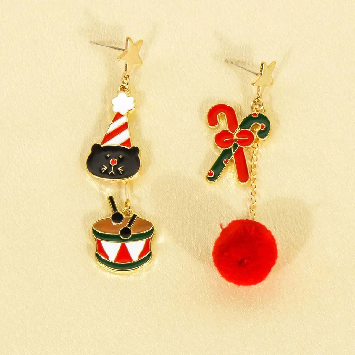 1 Pair Cute Sweet Commute Santa Claus Elk Irregular Alloy Drop Earrings