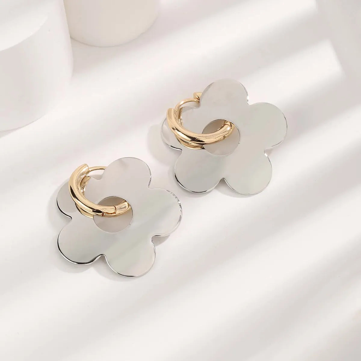 1 Pair Cute Sweet Flower Plating 304 Stainless Steel Copper Rhinestones 18K Gold Plated Ear Studs