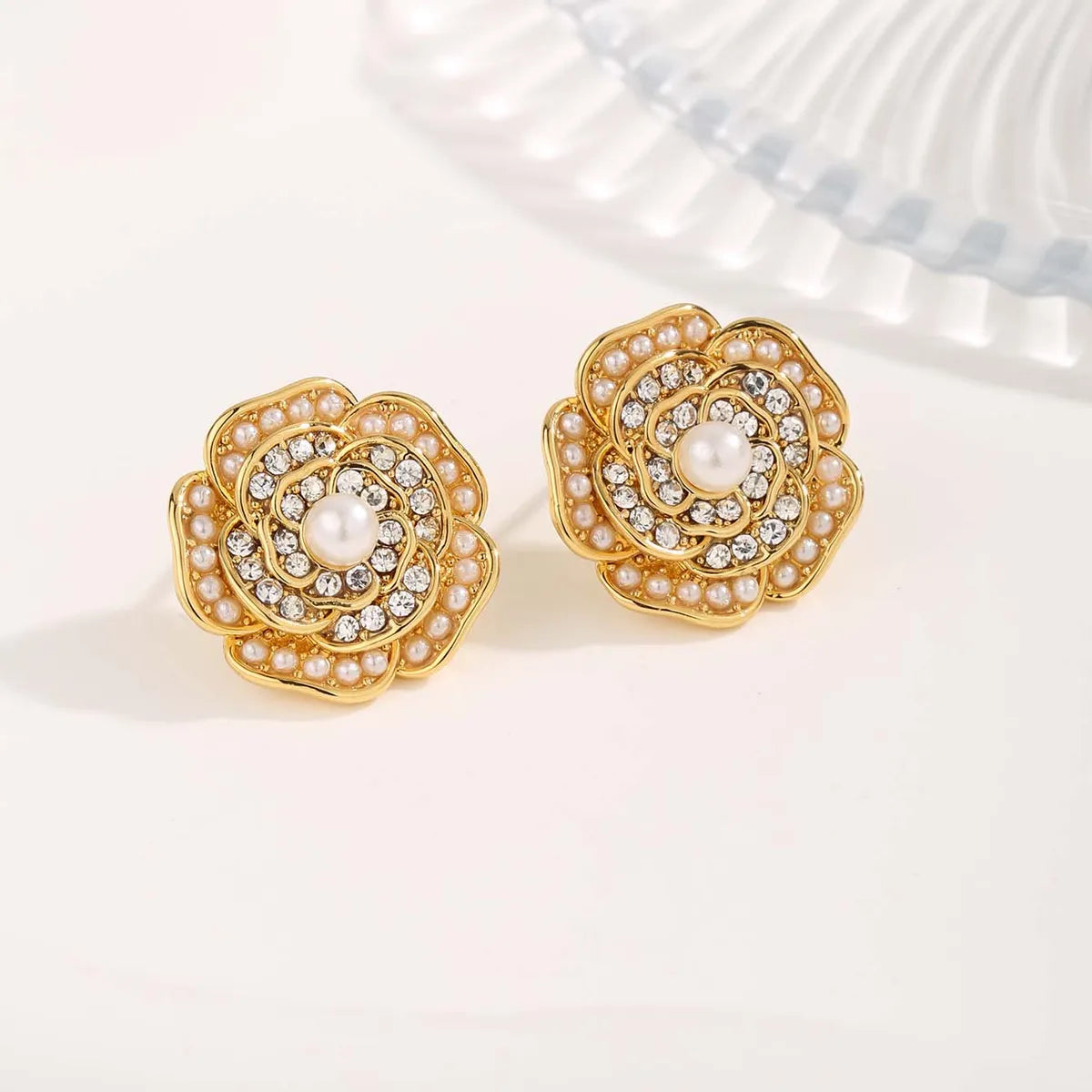 1 Pair Cute Sweet Flower Plating 304 Stainless Steel Copper Rhinestones 18K Gold Plated Ear Studs