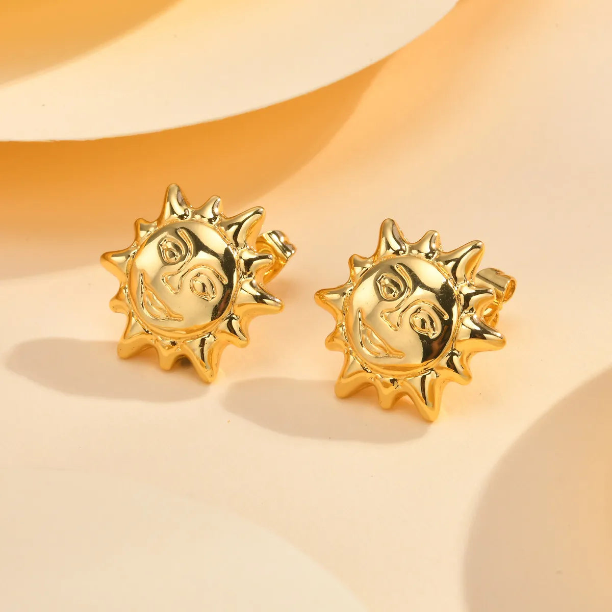 1 Pair Cute Sweet Sun Plating 201 Stainless Steel 18K Gold Plated Ear Studs