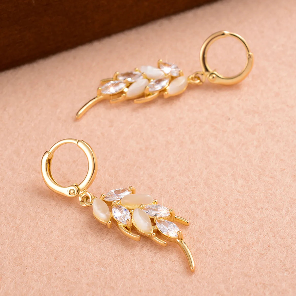 1 Pair Elegant Artistic Grain Plating Inlay Copper Opal Zircon 14k Gold Plated Drop Earrings