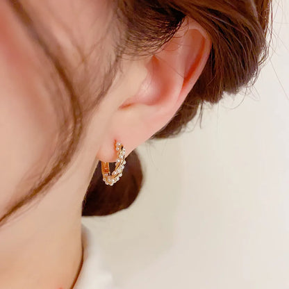 1 Pair Elegant Baroque Style Heart Shape Butterfly Bow Knot Plating Copper Hoop Earrings Drop Earrings Ear Studs