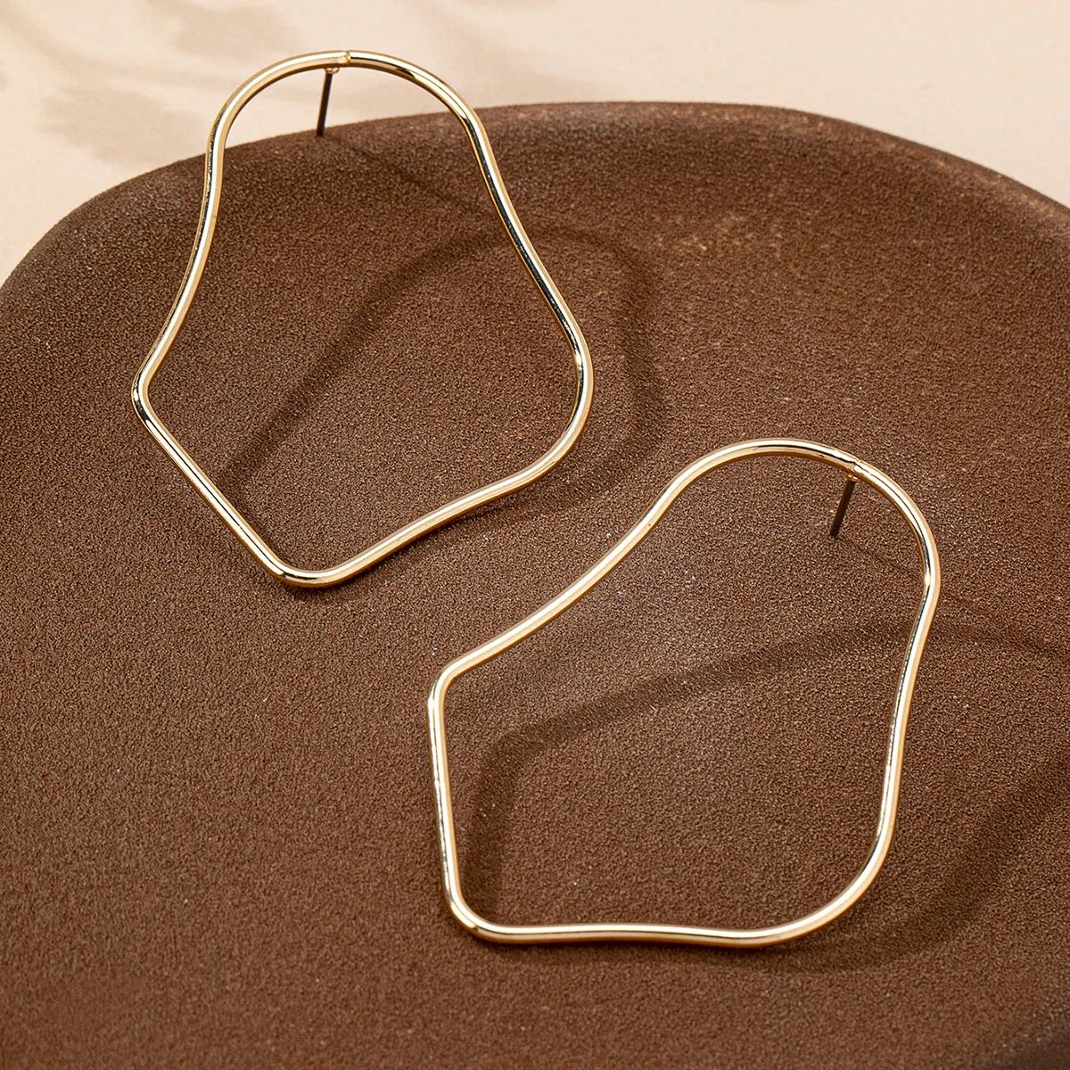 1 Pair Elegant Basic Simple Style Geometric Iron Ear Studs