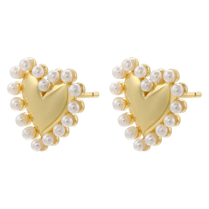 1 Pair Elegant Bear Heart Shape Plating Inlay Copper Artificial Pearls Zircon 18k Gold Plated Ear Studs