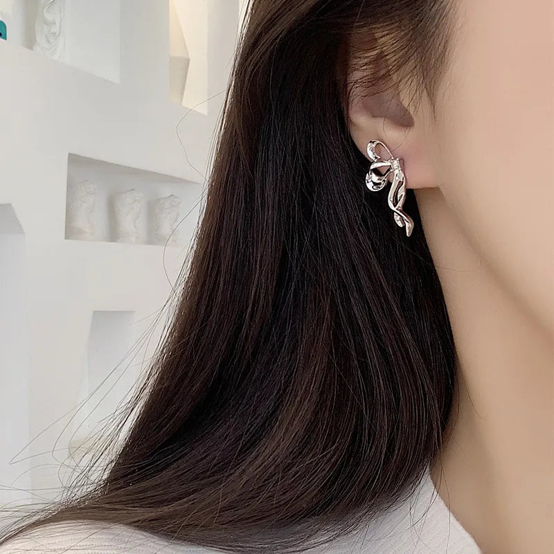 1 Pair Elegant Bow Knot Alloy White Gold Plated Ear Studs