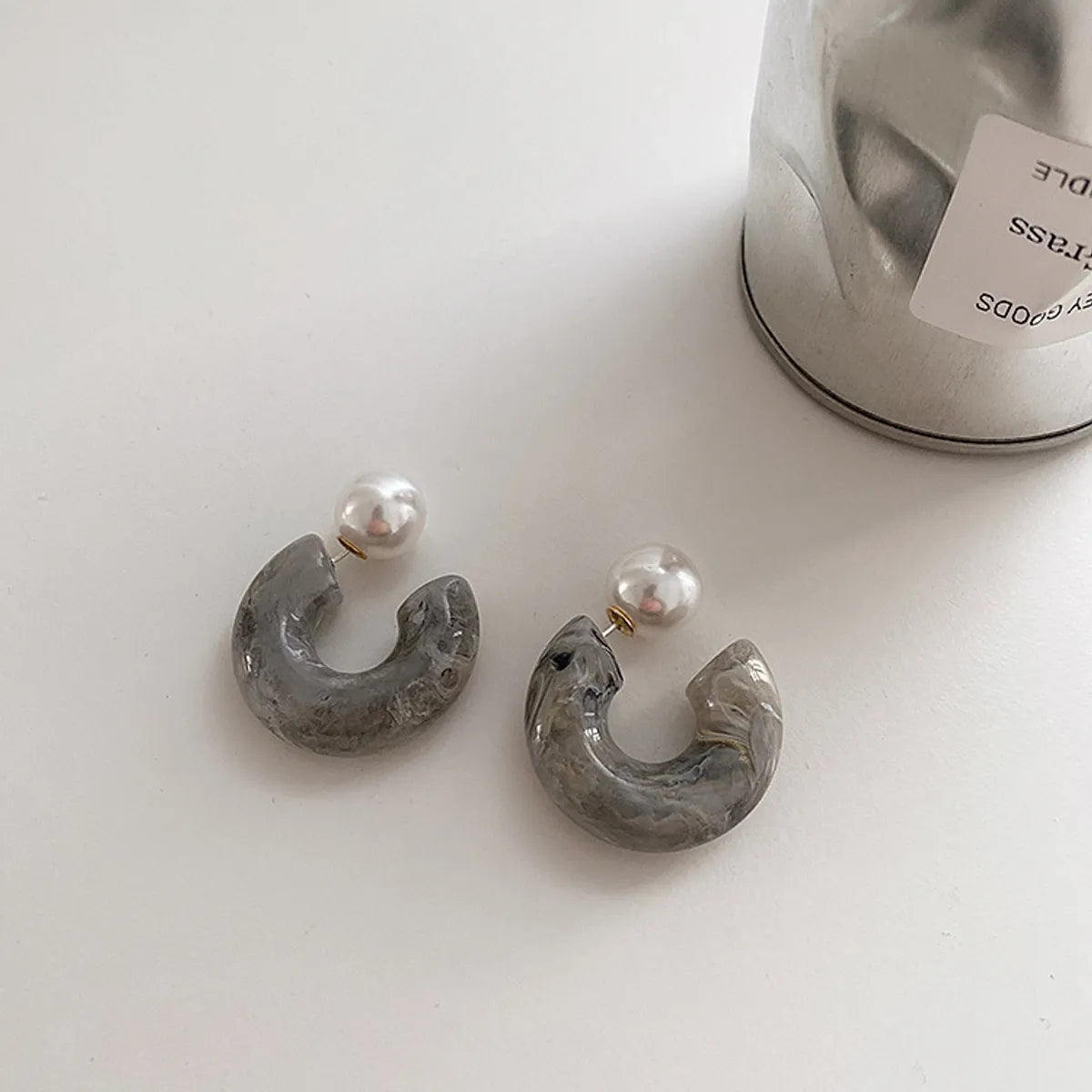 1 Pair Elegant C Shape Resin Ear Studs