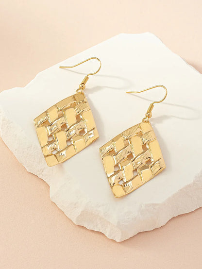 1 Pair Elegant Classic Style Argyle Iron Drop Earrings