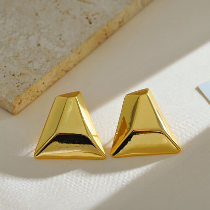 1 Pair Elegant Classic Style Geometric Trapezoid Copper 18K Gold Plated Ear Studs