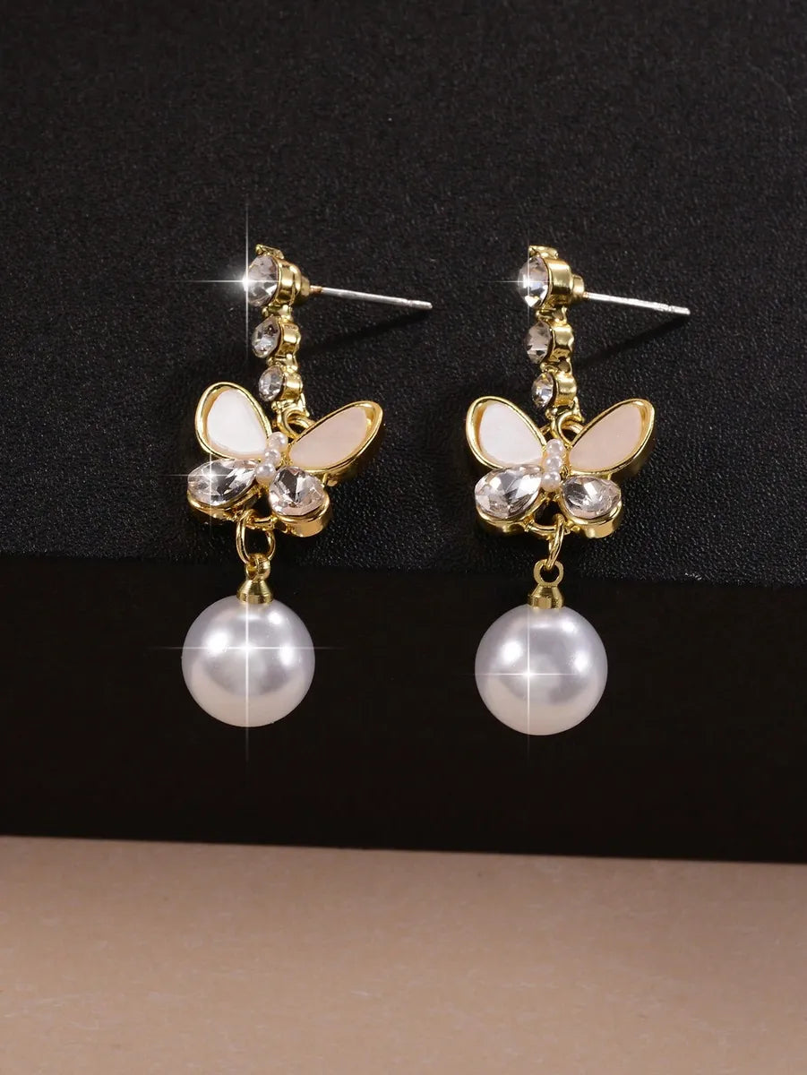 1 Pair Elegant Classic Style Shiny Butterfly Inlay Copper Rhinestones Pearl Drop Earrings