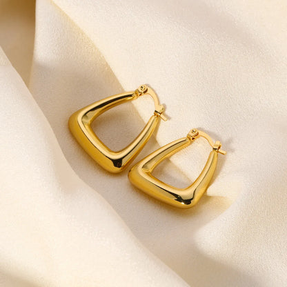 1 Pair Elegant Classic Style U Shape Plating Stainless Steel 18k Gold Plated Earrings