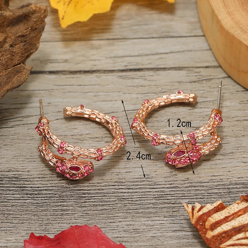 1 Pair Elegant Classical Snake Asymmetrical Alloy Ear Studs