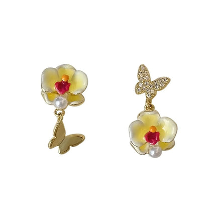 1 Pair Elegant Cute Baroque Style Flower Butterfly Asymmetrical Inlay Copper Pearl Zircon 18K Gold Plated Drop Earrings