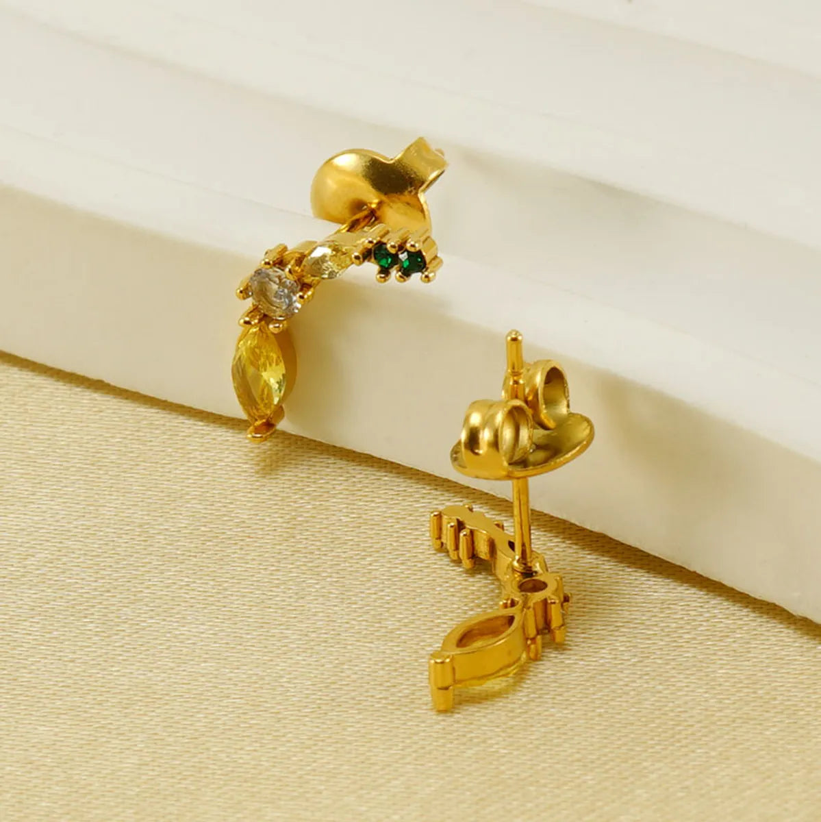 1 Pair Elegant Cute Lady Wreath Plating Inlay Stainless Steel Zircon 18k Gold Plated Ear Studs