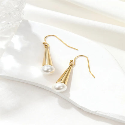 1 Pair Elegant Cute Luxurious Round Inlay Stainless Steel Titanium Steel Artificial Pearls 18K Gold Plated Drop Earrings