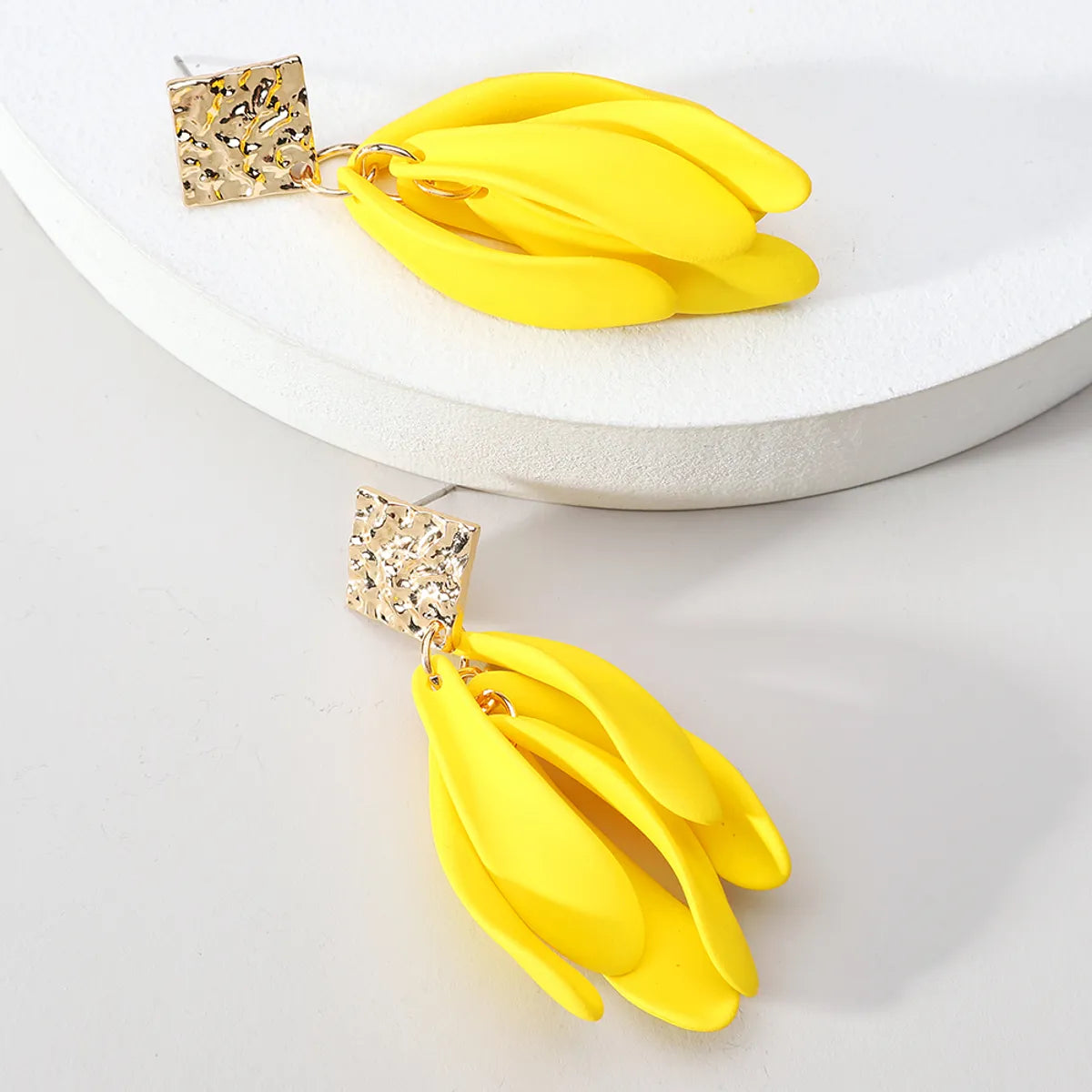 1 Pair Elegant Cute Romantic Petal Tassel Zinc Alloy Drop Earrings