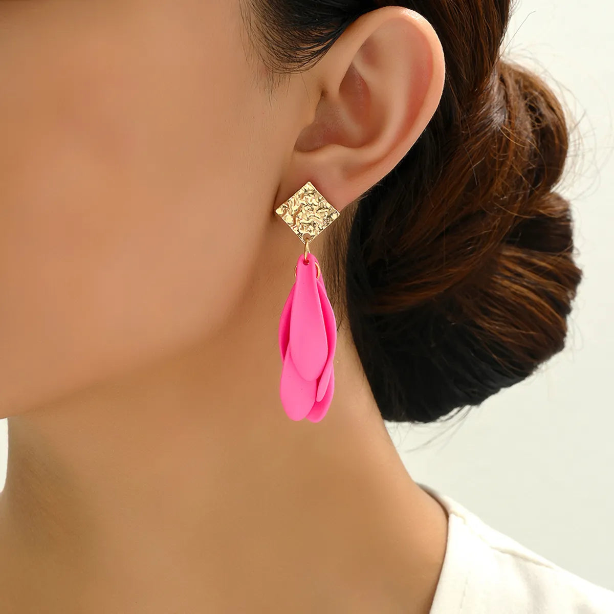 1 Pair Elegant Cute Romantic Petal Tassel Zinc Alloy Drop Earrings